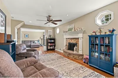 42 Circle Dr, Rockaway Township, NJ 07866 - Photo 13