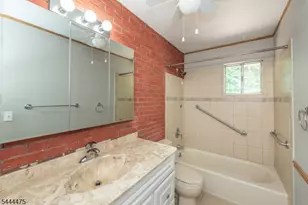29 Downstream Dr, Mount Olive, NJ 07836 - Photo 11