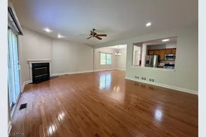 209 Raymound Blvd, Parsippany, NJ 07054 - Photo 9