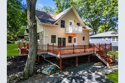 104 Bishops Rock Rd, Hopatcong, NJ 07843 - Photo 5