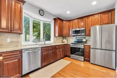 104 Bishops Rock Rd, Hopatcong, NJ 07843 - Photo 9