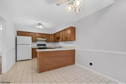 10 Hemlock Ct, Raritan Township, NJ 08822 - Photo 11