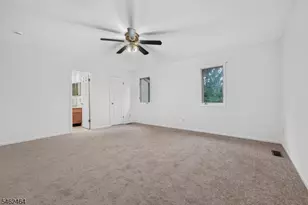 10 Hemlock Ct, Raritan Township, NJ 08822 - Photo 15