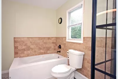202 Long Hill Rd, Little Falls Township, NJ 07424 - Photo 23