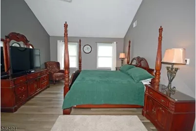 202 Long Hill Rd, Little Falls Township, NJ 07424 - Photo 21