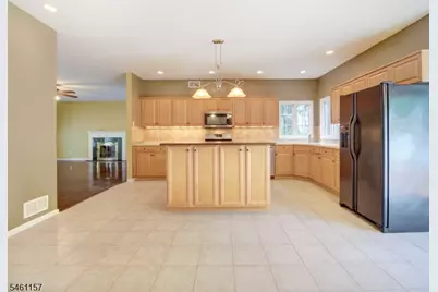 9 Bukiet Ct, Roxbury Township, NJ 07852 - Photo 21