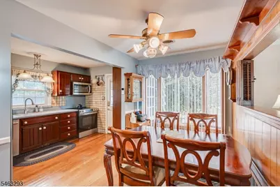 669 Old Post Rd, Edison Twp., NJ 08817 - Photo 15
