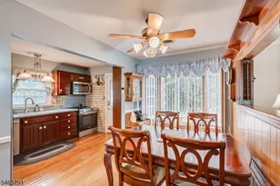 669 Old Post Rd, Edison Twp., NJ 08817 - Photo 15