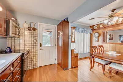 669 Old Post Rd, Edison Twp., NJ 08817 - Photo 21