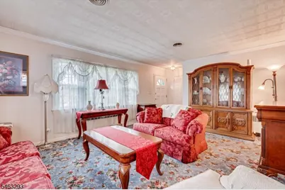 669 Old Post Rd, Edison Twp., NJ 08817 - Photo 13