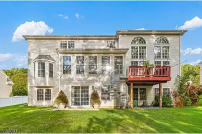 9 Red Maple Ln, Mount Olive, NJ 07836 - Photo 5