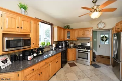 71 Ringwood Ave, Pompton Lakes, NJ 07442 - Photo 13
