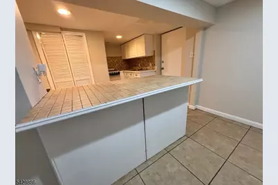 288 Totowa Ave, Paterson, NJ 07502 - Photo 17