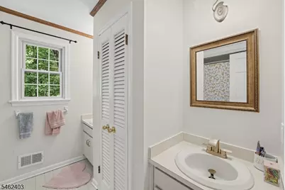 5 Buckingham Ct, Clinton Township, NJ 08801 - Photo 33