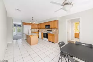 17 Bailey Dr, Vernon Twp., NJ 07418 - Photo 5