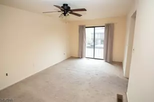 112 Bluebird Dr, Hillsborough Township, NJ 08844 - Photo 27