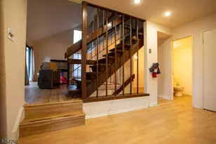 112 Bluebird Dr, Hillsborough Township, NJ 08844 - Photo 7