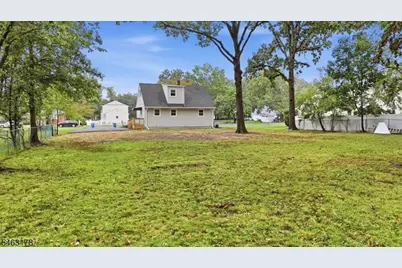 127 Brahma Ave, Bridgewater, NJ 08807 - Photo 29