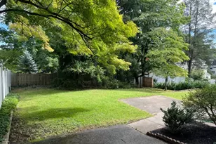 15 Sherman Pl, Morristown, NJ 07960 - Photo 19