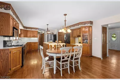 8 Alpine Ridge Rd, West Milford, NJ 07480 - Photo 11