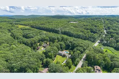 8 Alpine Ridge Rd, West Milford, NJ 07480 - Photo 37