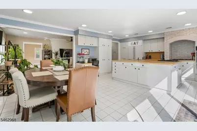 57 Washington Dr, Watchung, NJ 07069 - Photo 9