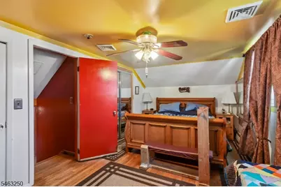 844 Lakeshore Dr, Aberdeen Township, NJ 07735 - Photo 11