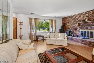 844 Lakeshore Dr, Aberdeen Township, NJ 07735 - Photo 5