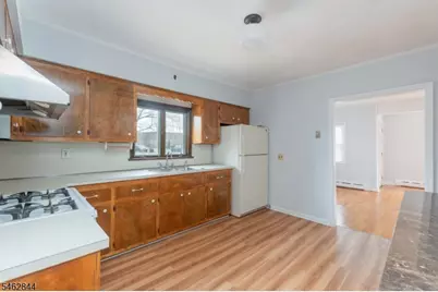 24 Morris Ave, Montville Township, NJ 07045 - Photo 5