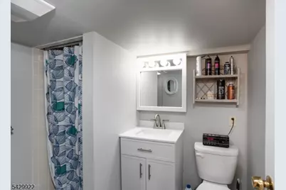 1 Renda Pl, Green Brook Township, NJ 08812 - Photo 21