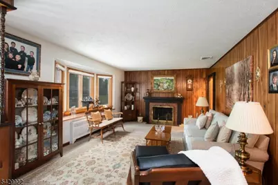 1 Renda Pl, Green Brook Township, NJ 08812 - Photo 3