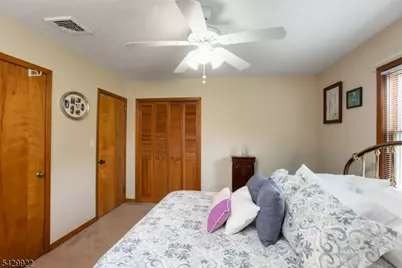 1 Renda Pl, Green Brook Township, NJ 08812 - Photo 13