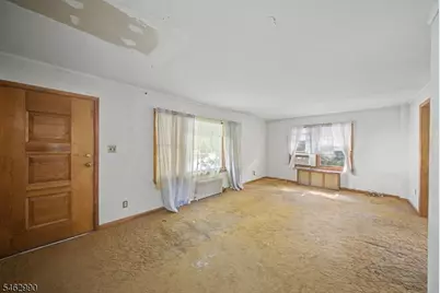 56 Haskell Ave, Wanaque, NJ 07420 - Photo 5