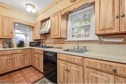 156 Cornell Ave, Hawthorne, NJ 07506 - Photo 13