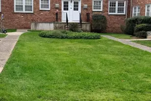 163 Ridge Road Unit B Bldg D, Cedar Grove, NJ 07009 - Photo 3