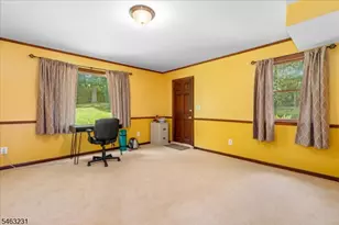 75 Fawn Ridge Dr, Long Hill Township, NJ 07946 - Photo 17