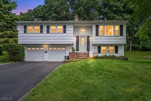 75 Fawn Ridge Dr, Long Hill Township, NJ 07946 - Photo 1