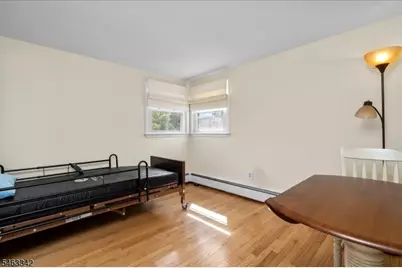 8 Fern Ave, Hamburg, NJ 07419 - Photo 33