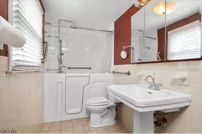 8 Fern Ave, Hamburg, NJ 07419 - Photo 39