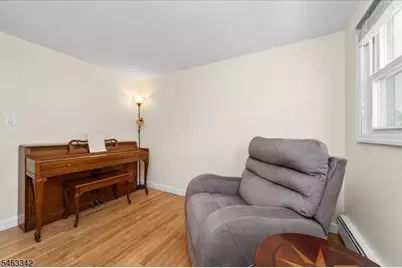 8 Fern Ave, Hamburg, NJ 07419 - Photo 23