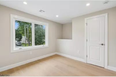 16 Alcott Dr, Livingston, NJ 07039 - Photo 33