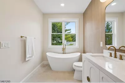 16 Alcott Dr, Livingston, NJ 07039 - Photo 25