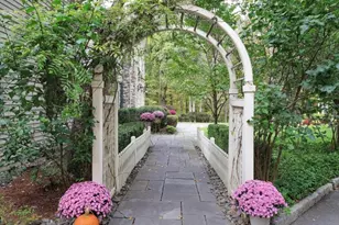 23 Charlotte Hill Dr, Bernardsville, NJ 07924 - Photo 3