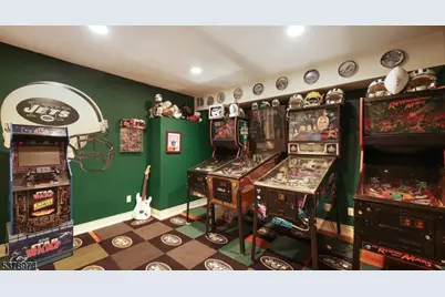 23 Charlotte Hill Dr, Bernardsville, NJ 07924 - Photo 35