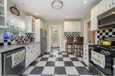 102 Grandview Ave, North Plainfield, NJ 07060 - Photo 15