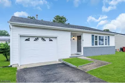 214 Westbrook Dr, Berkeley Township, NJ 08757 - Photo 3