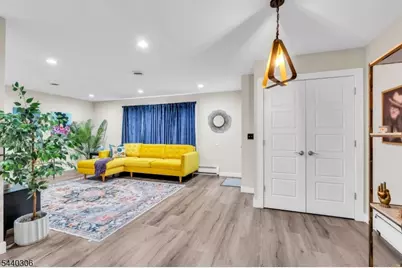 214 Westbrook Dr, Berkeley Township, NJ 08757 - Photo 9
