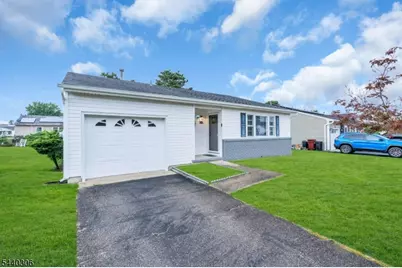 214 Westbrook Dr, Berkeley Township, NJ 08757 - Photo 5