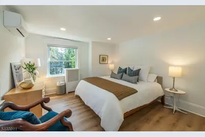 31 Morse Ave, East Orange, NJ 07017 - Photo 21
