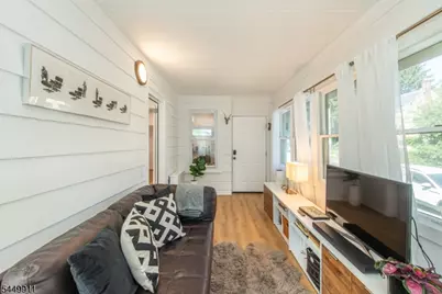 31 Morse Ave, East Orange, NJ 07017 - Photo 13
